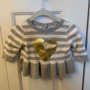 Baby gap sweater 0-3 months